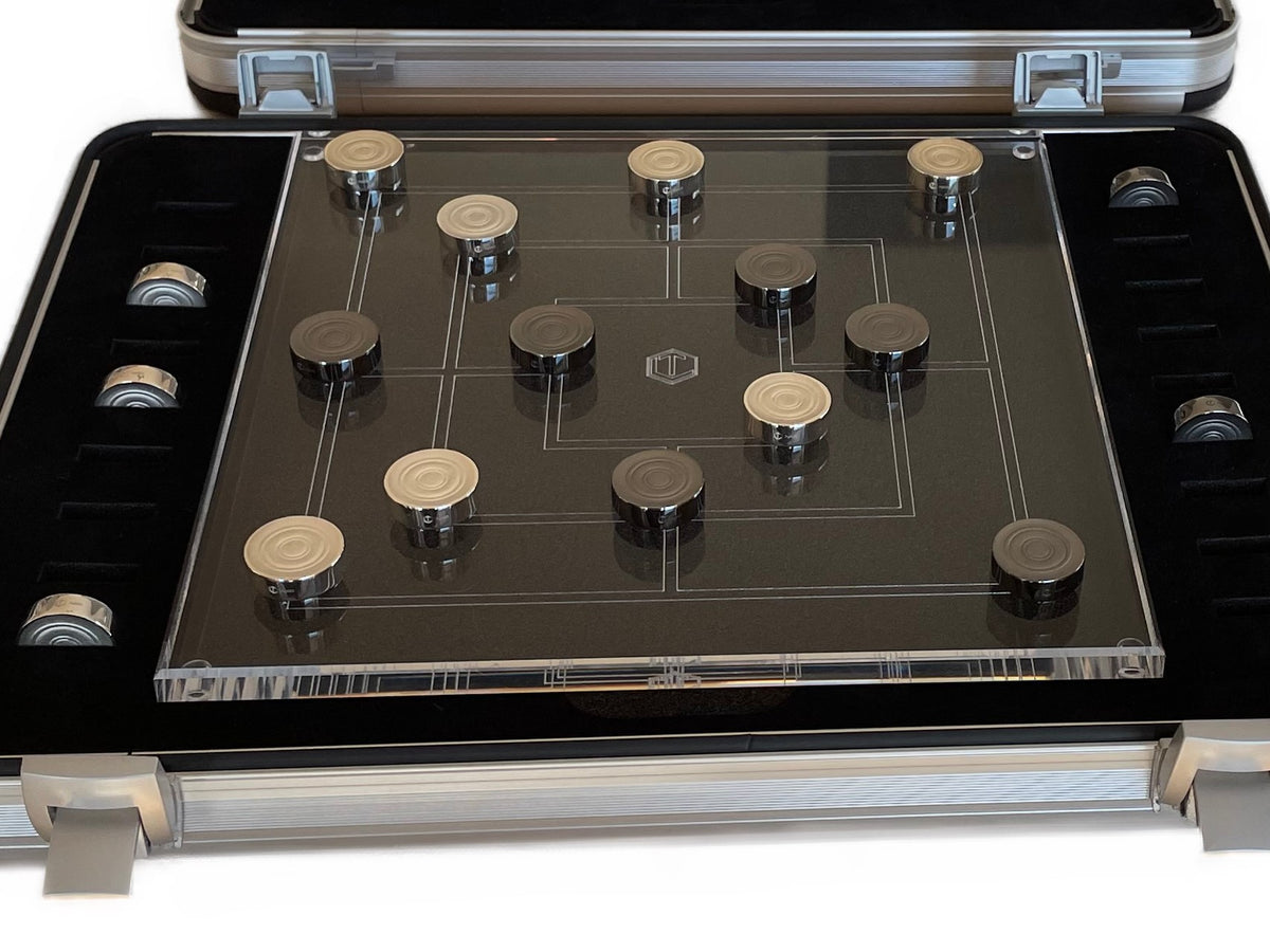 Nine Men's Morris board game with 18 solid 925 sterling silver game pieces, 9 black rhodium-plated, with an acrylic glass board, presented in a first-class case